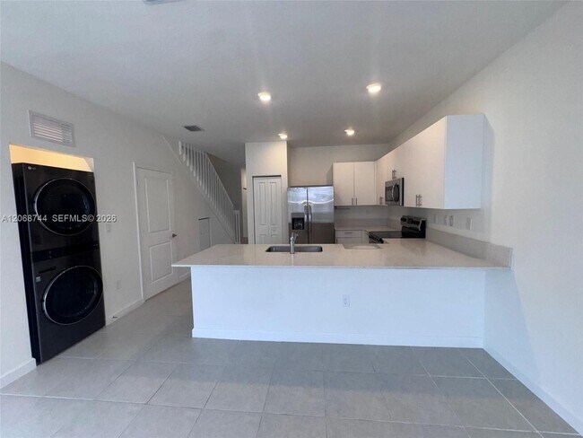 Foto del edificio - 23424 SW 127th Pl