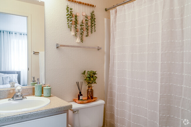 2BR, 2BA, - 1023SF - Master Bathroom - Crown Court