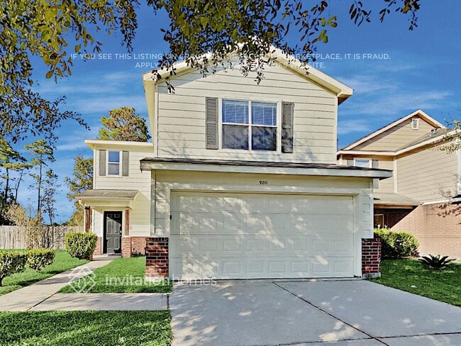 Building Photo - 9211 Shaded Pines Dr