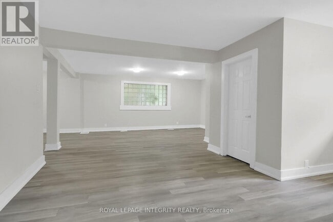 Building Photo - 209 Hannah St