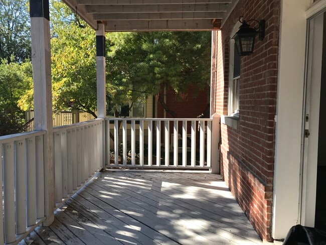 Building Photo - 5096 Waterman Blvd