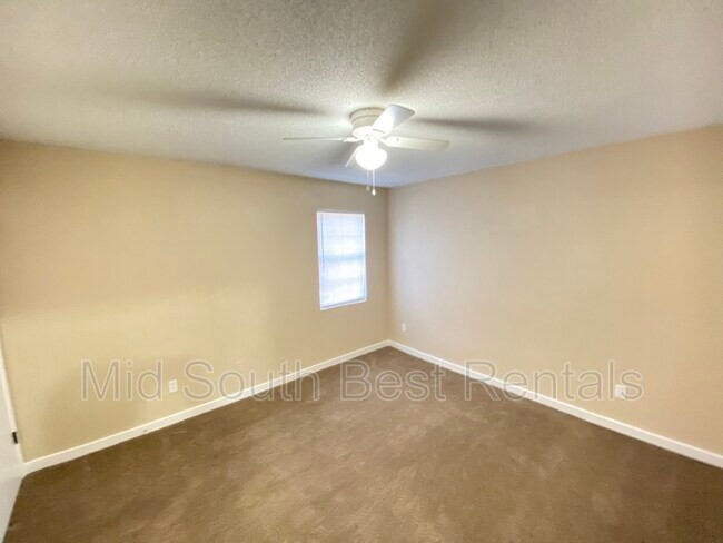 Building Photo - 5322 Clinchport Cir