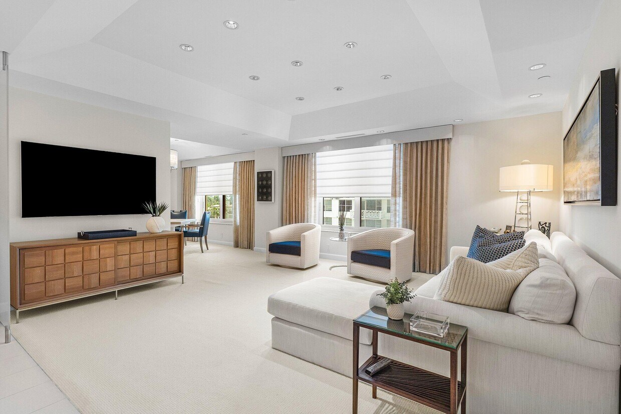 Foto principal - 150 Bradley Pl