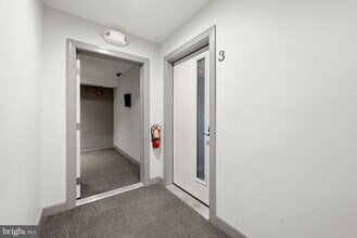 Building Photo - 443 Millwood Ave
