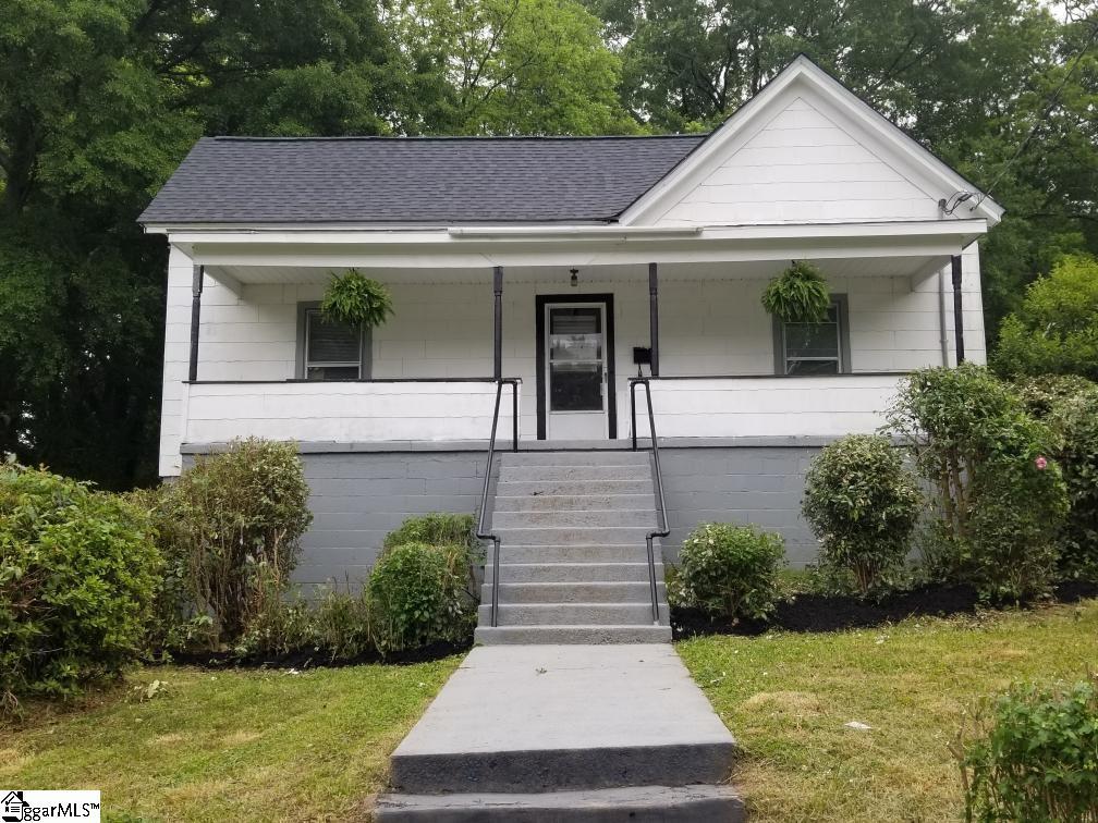 Primary Photo - 807 W Hampton St