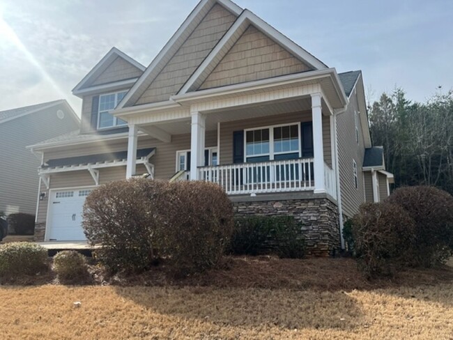 Building Photo - Close to Travelers Rest, Furman University...