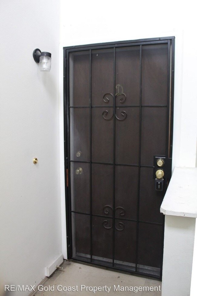 Foto del edificio - 3445 S A St