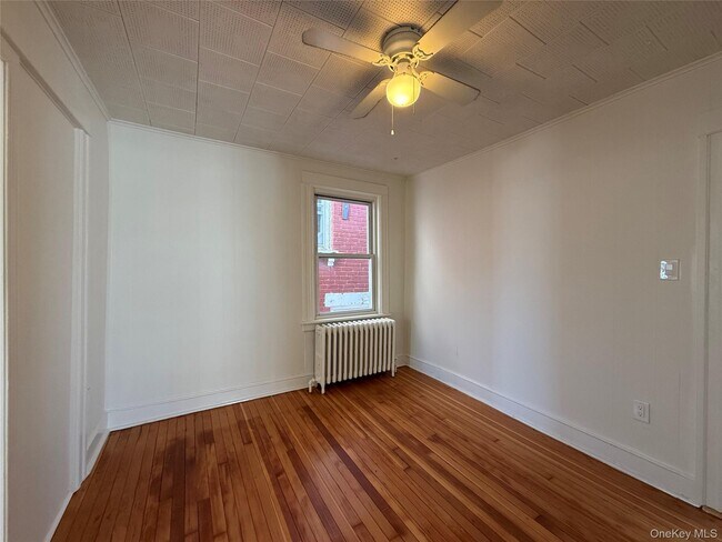 Foto del edificio - 40 N Clover St