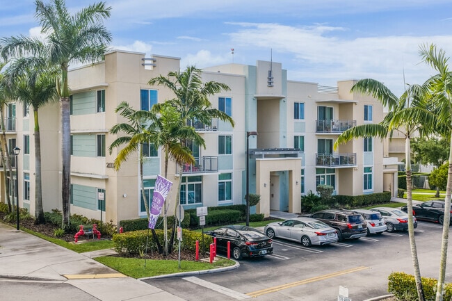 Building Photo - Circle Creek Apartments