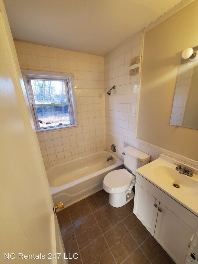 Foto del edificio - 4 br, 1 bath House - 1012 Nancy Lane