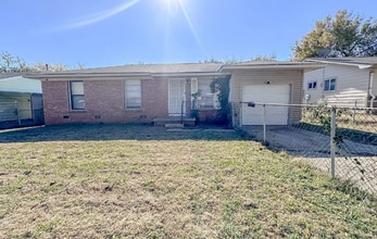 Building Photo - 4128 E Xyler St