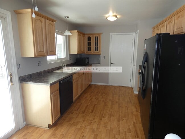 Foto del edificio - 890 Lilac St