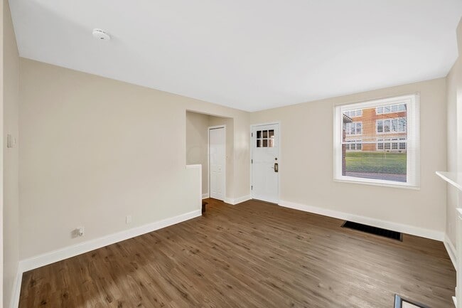 Foto del edificio - 109 E Arcadia Ave