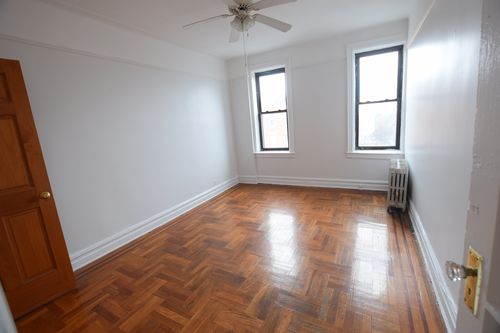 Building Photo - 601 40th St