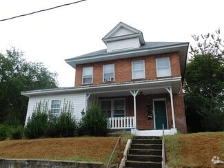 Building Photo - 601 E Broadway