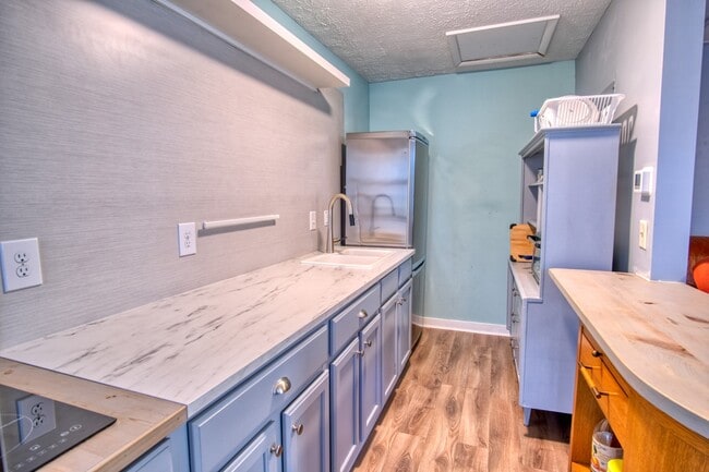 Foto del edificio - 408 S 11th St