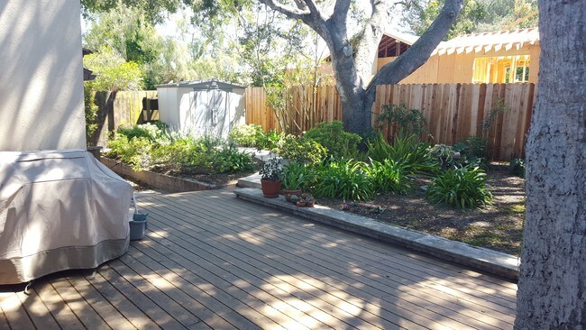 Building Photo - 95 Skyline Cir