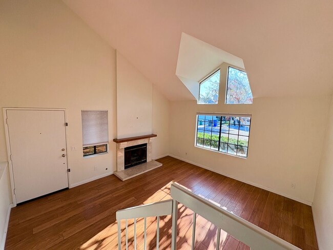 Foto del edificio - Beautiful Home in Gated Community - Near Beach  - Off Poinsettia Carlsbad