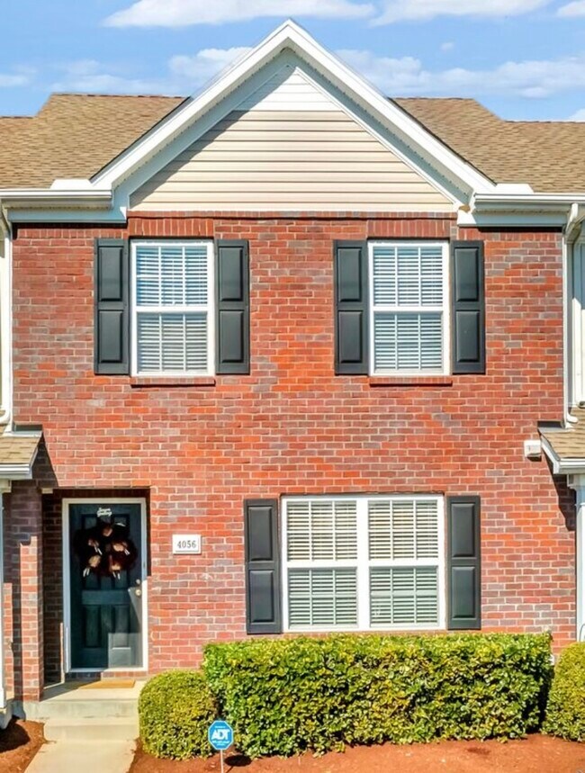 4056 Buchanan Dr, La Vergne, TN 37086 Townhome Rentals in La Vergne TN