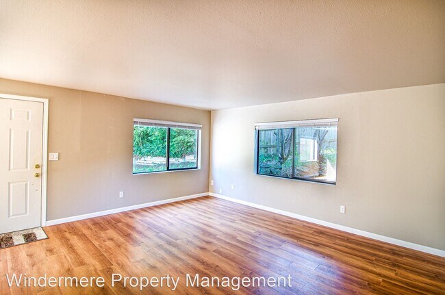 Building Photo - 3 br, 2 bath House - 5529 Lowell Rd