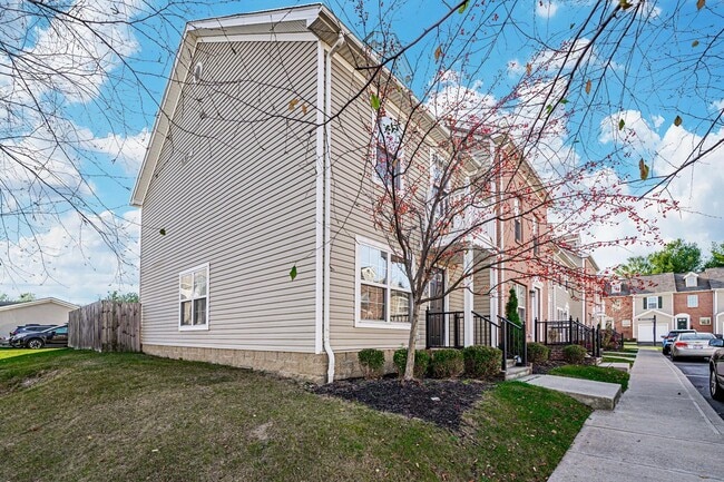 Building Photo - 109 Gifford Rd