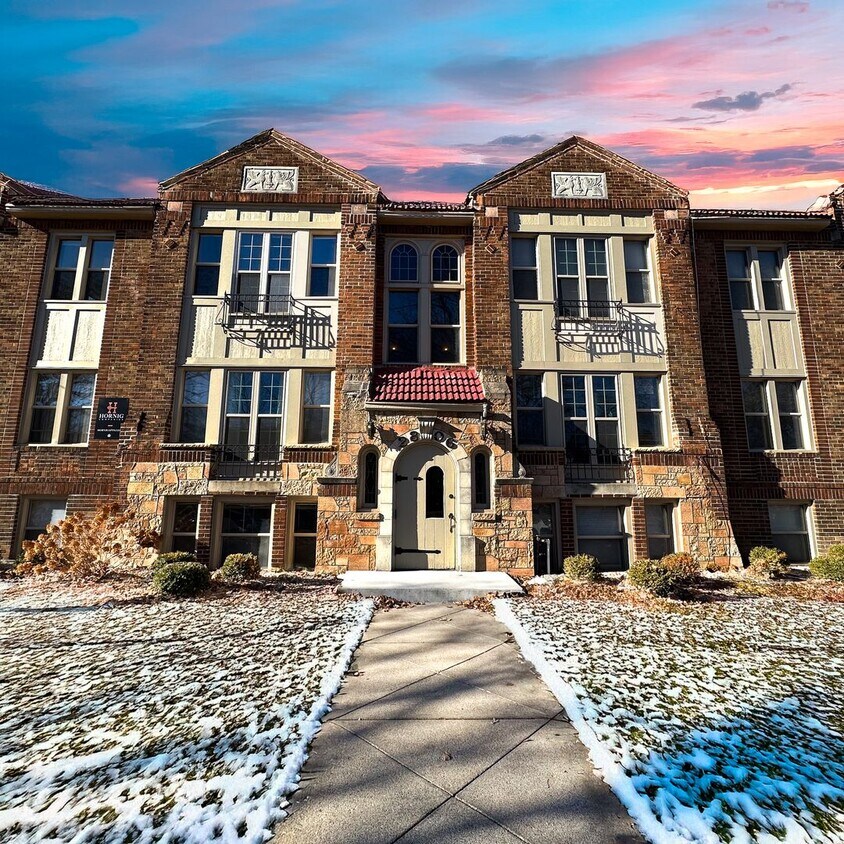 Primary Photo - 2806 Xerxes Ave S