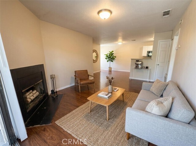 Foto del edificio - 1265 Kendall Dr