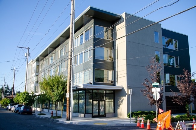 Building Photo - Jarrett Street Lofts