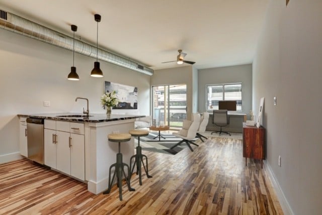 805W Lofts - 805W Lofts