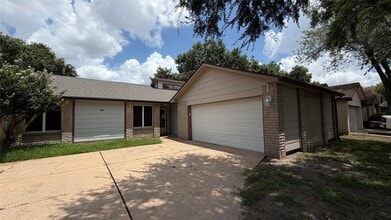 Building Photo - 11614 Inga Ln