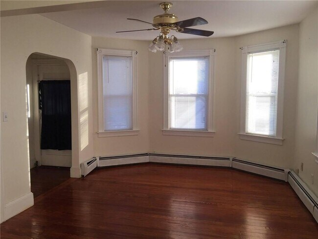 Foto del edificio - 75 Naples Ave