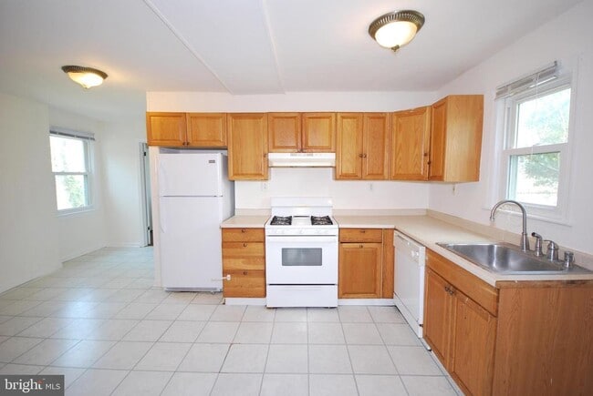 Foto del edificio - 5028 Nantucket Rd