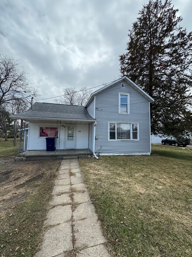 Welcome home - 409 Austin St