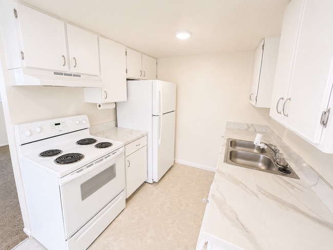 Building Photo - Fortney 4 plex
