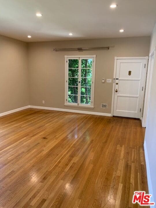 Building Photo - 1207 S Ogden Dr