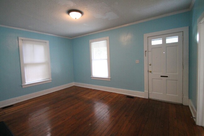 Foto del edificio - Exclusively offered by MUSE REALTY, LLC