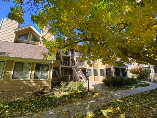 Building Photo - 5914 Gunbarrel Ave