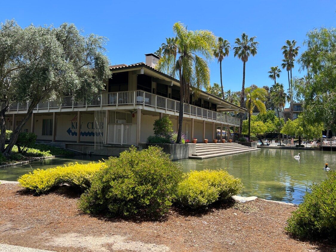 440 N Civic Dr Unit 307, Walnut Creek, CA 94596 Condo for Rent in