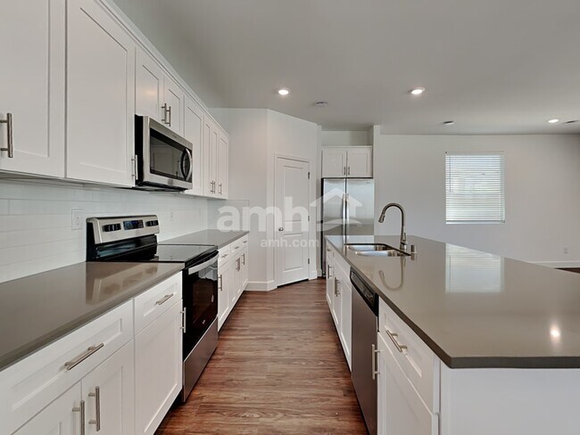 Foto del edificio - 9121 Liberty Cap Ct