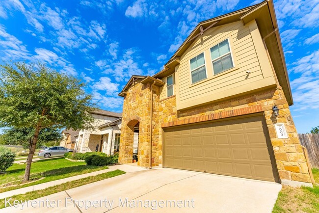 Building Photo - 4 br, 3.5 bath House - 2004 Garretts Way