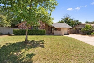 Building Photo - 325 Heartwood Dr