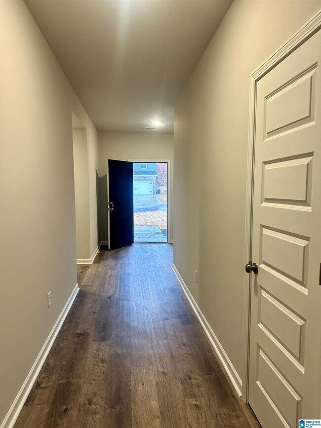 Foto del edificio - 1015 Brookhaven Ln