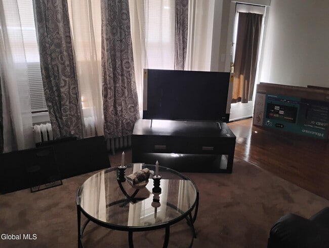 Building Photo - 15 Arcadia Ave