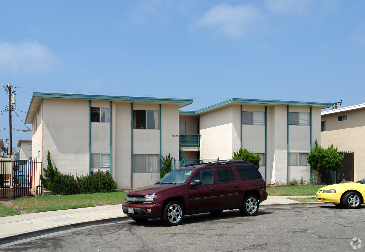 Building Photo - 6343 Whipporwill St