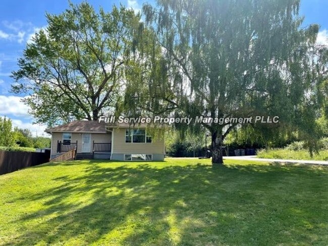 Building Photo - 602 S 20th Pl