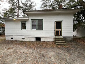 Building Photo - 403 N Troup St