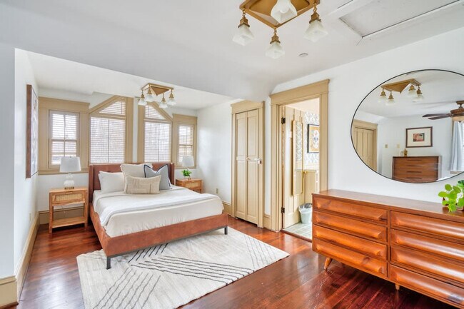 Foto del edificio - 2104 NW Everett St
