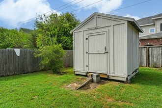 Building Photo - 13723 Rural Oak St Building Photo - 13723 Rural Oak St