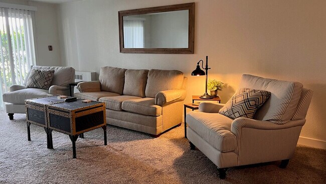 Foto del edificio - 1001 Cedar St