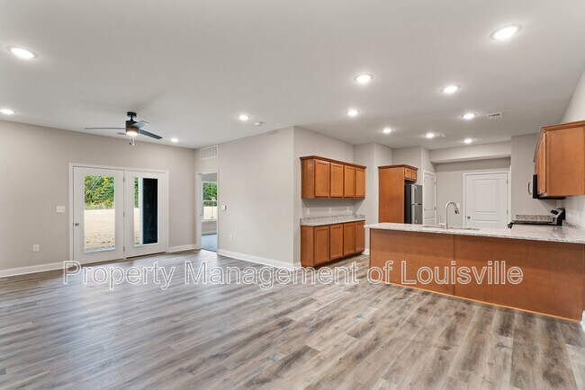 Foto del edificio - Adelyn Apartments